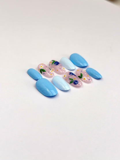 Oh My Blueberry! — press-on nails faits main Melaura
