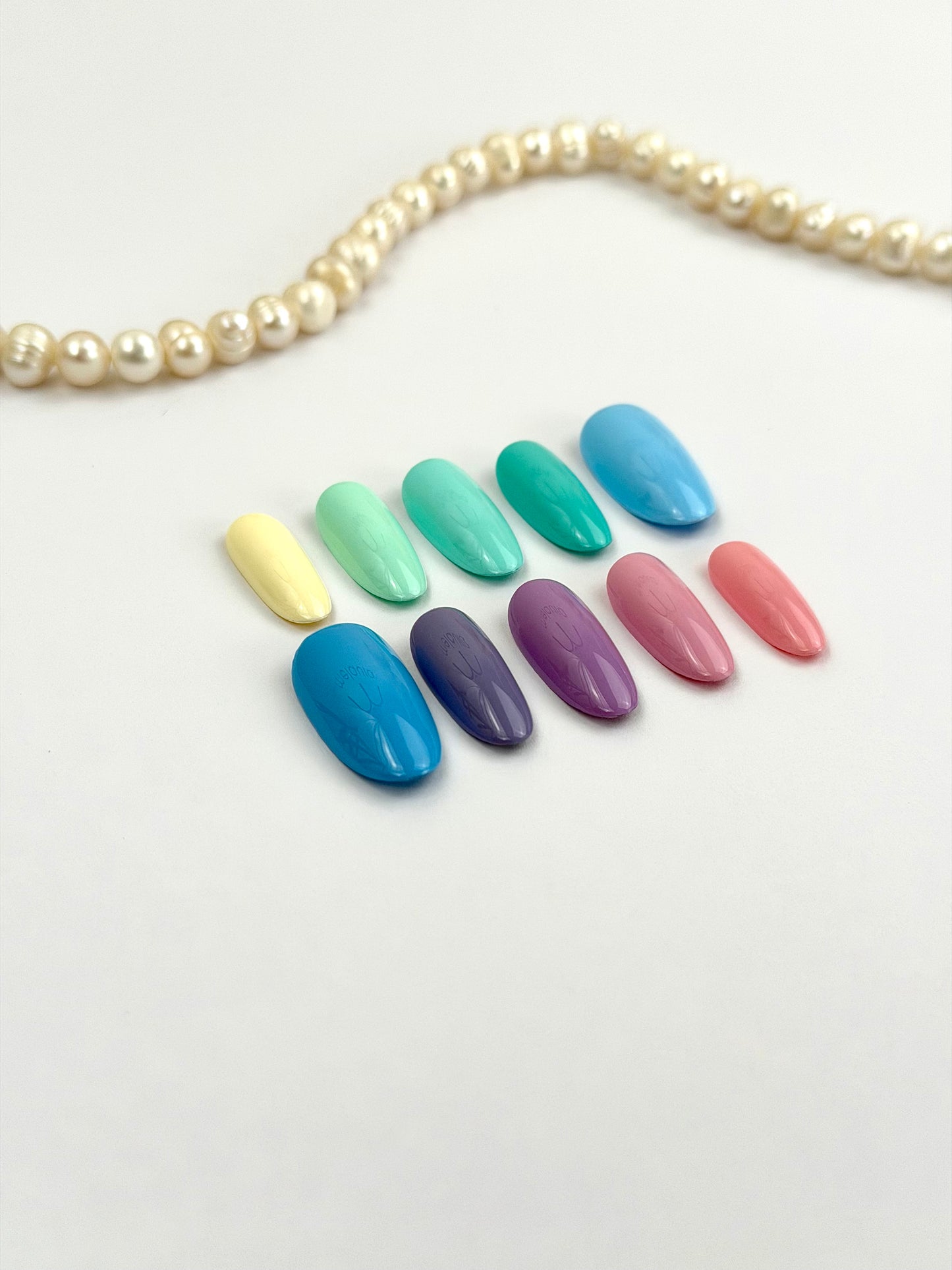 Pastel Oasis — press-on nails faits main Melaura