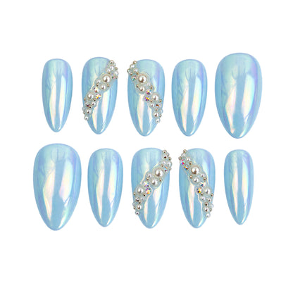 Pearl Me Maybe — press-on nails faits main Melaura
