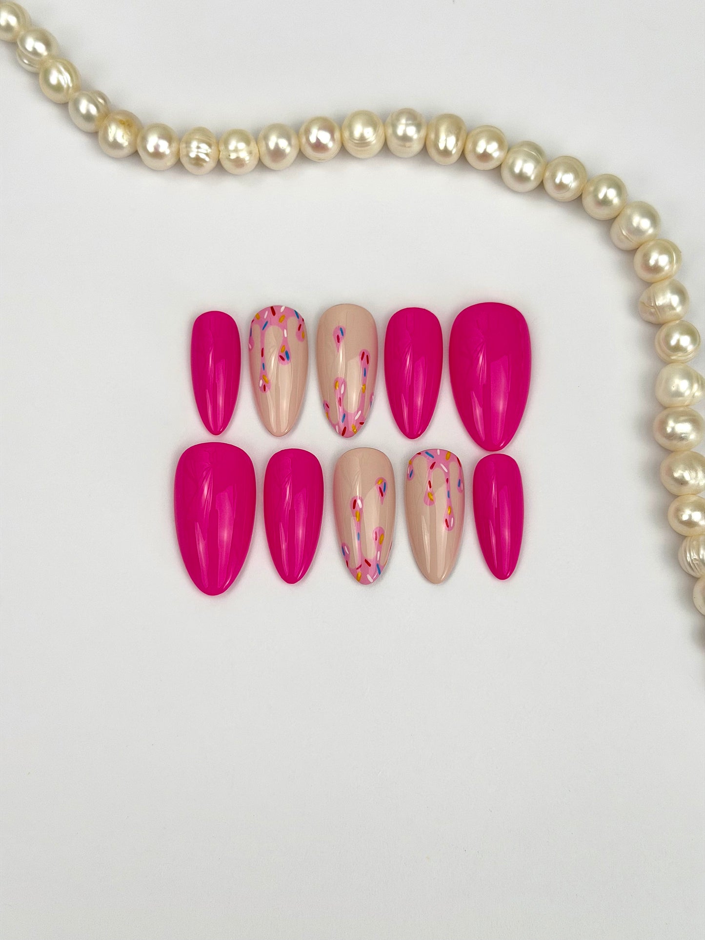 Rasberry Gelato — press-on nails faits main Melaura