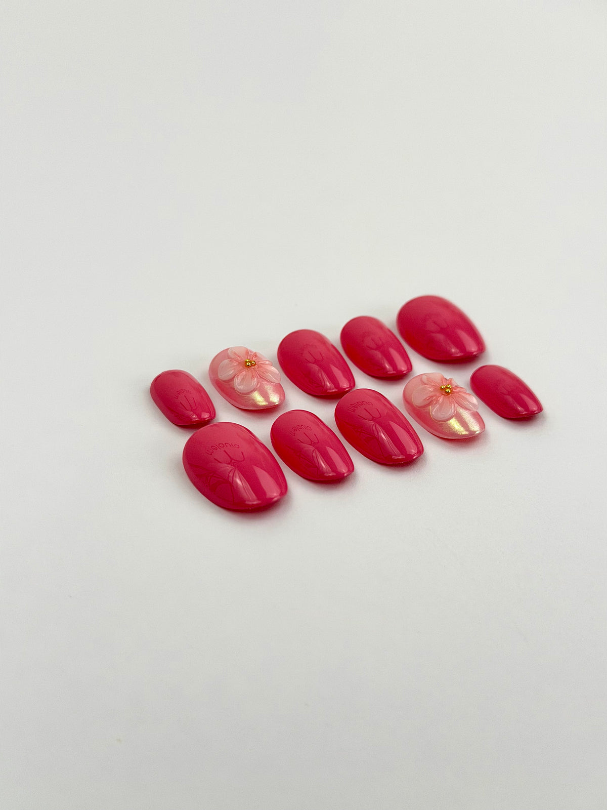 Blush Riviera — press-on nails faits main Melaura