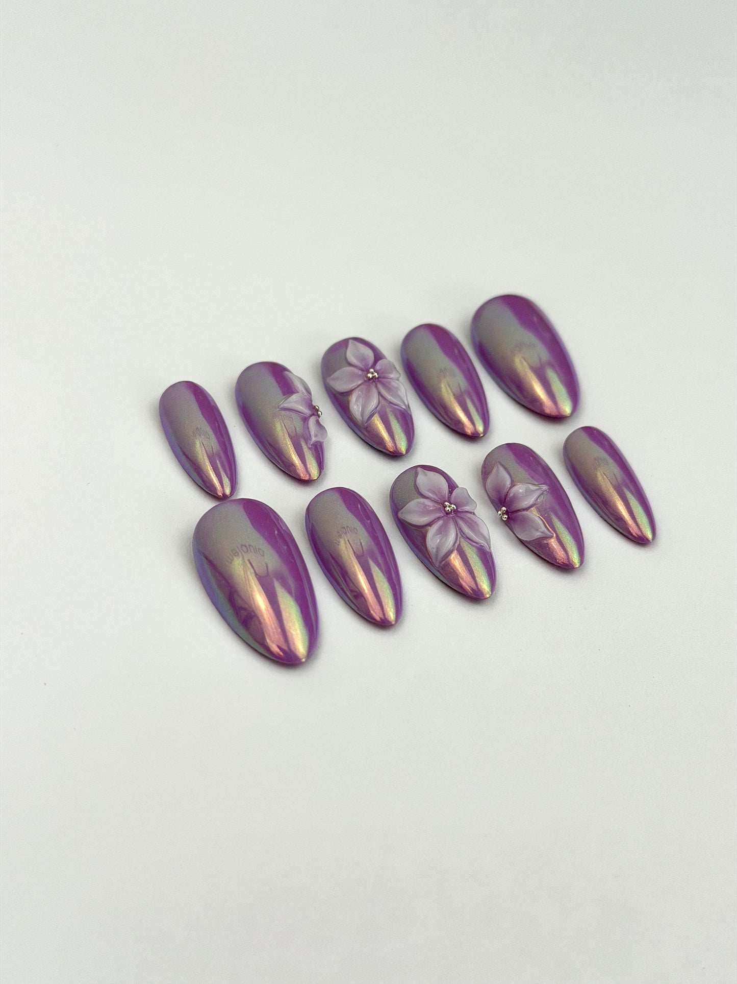 Amethyst Bloom — press-on nails faits main Melaura